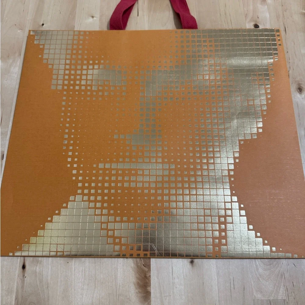 Louis Vuitton see pictures